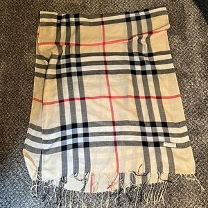 Plaid scarf